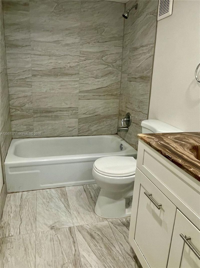 8020 SW 17th Pl , Unit 3-5, Davie, FL 33324 Photo
