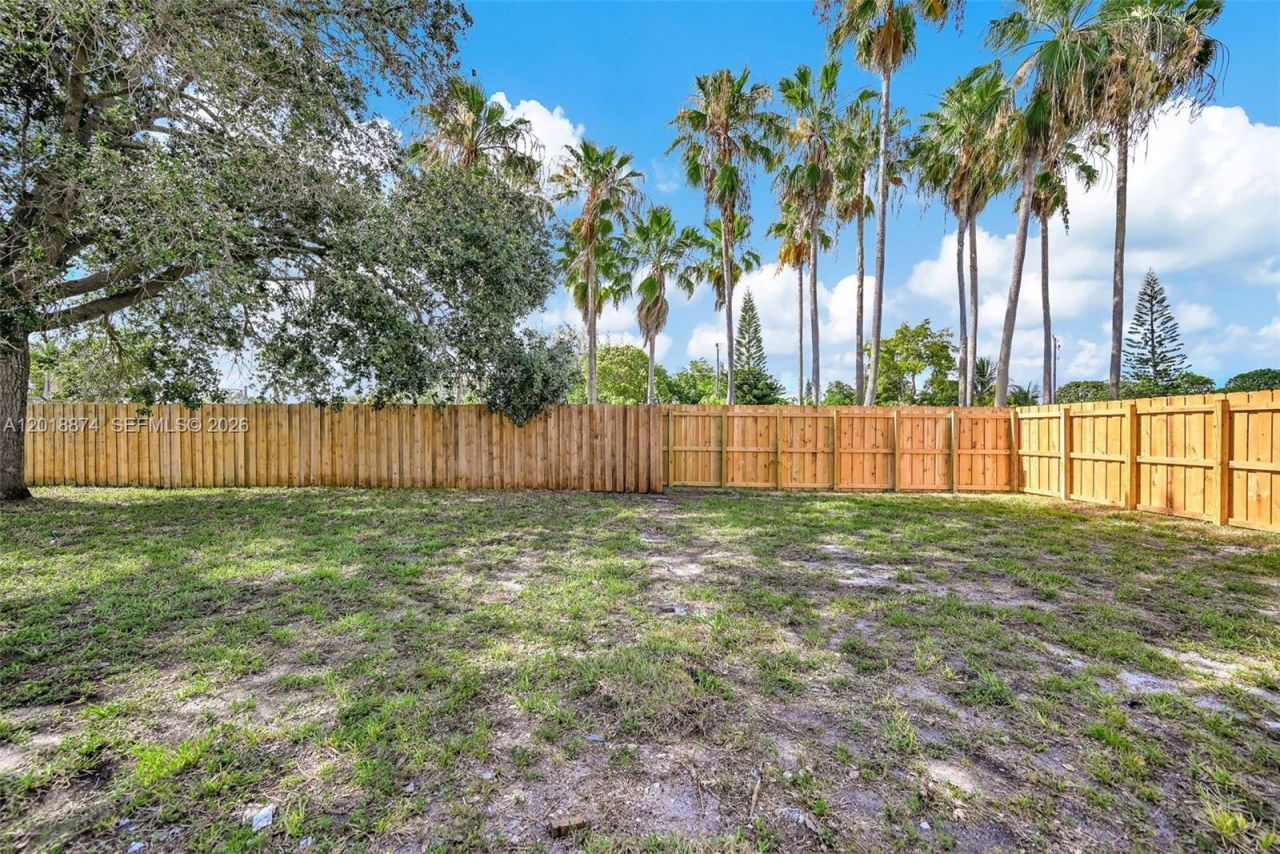 19820 NW 39th Ave , Miami Gardens, FL 33055 Photo