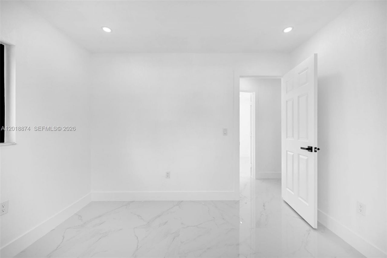 19820 NW 39th Ave , Miami Gardens, FL 33055 Photo
