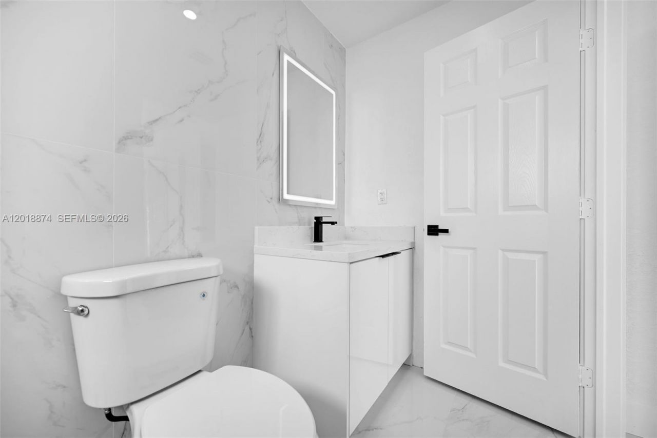 19820 NW 39th Ave , Miami Gardens, FL 33055 Photo