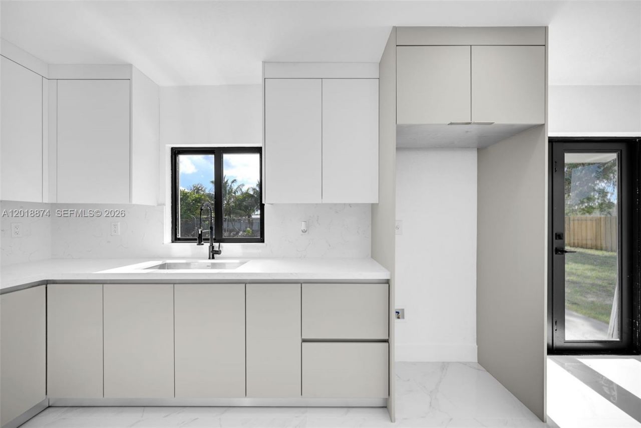 19820 NW 39th Ave , Miami Gardens, FL 33055 Photo