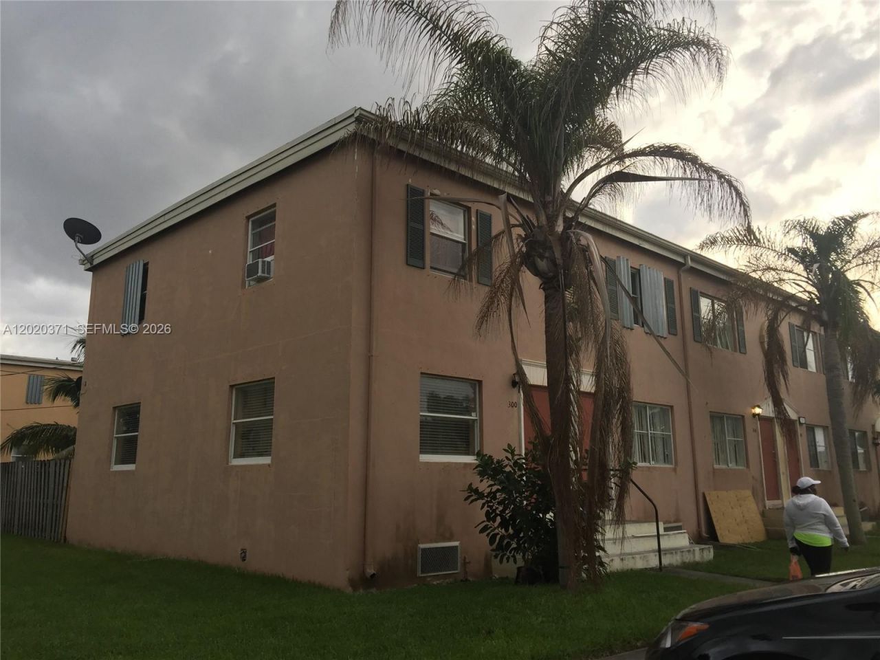 300 NW 84th Ter, Unit 300, Miami, FL 33150 Photo