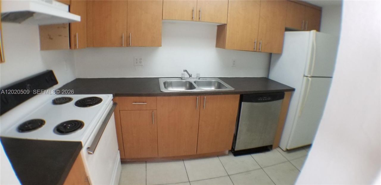 13700 NE 6th Ave , Unit 113, North Miami, FL 33161 Photo