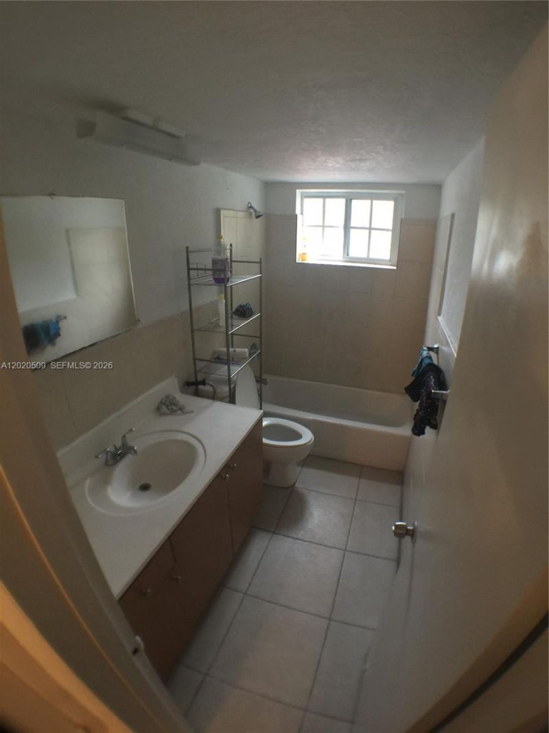 13700 NE 6th Ave , Unit 113, North Miami, FL 33161 Photo