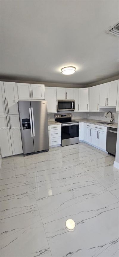 160 NW 14th St , Unit 9, Pompano Beach, FL 33060 Photo