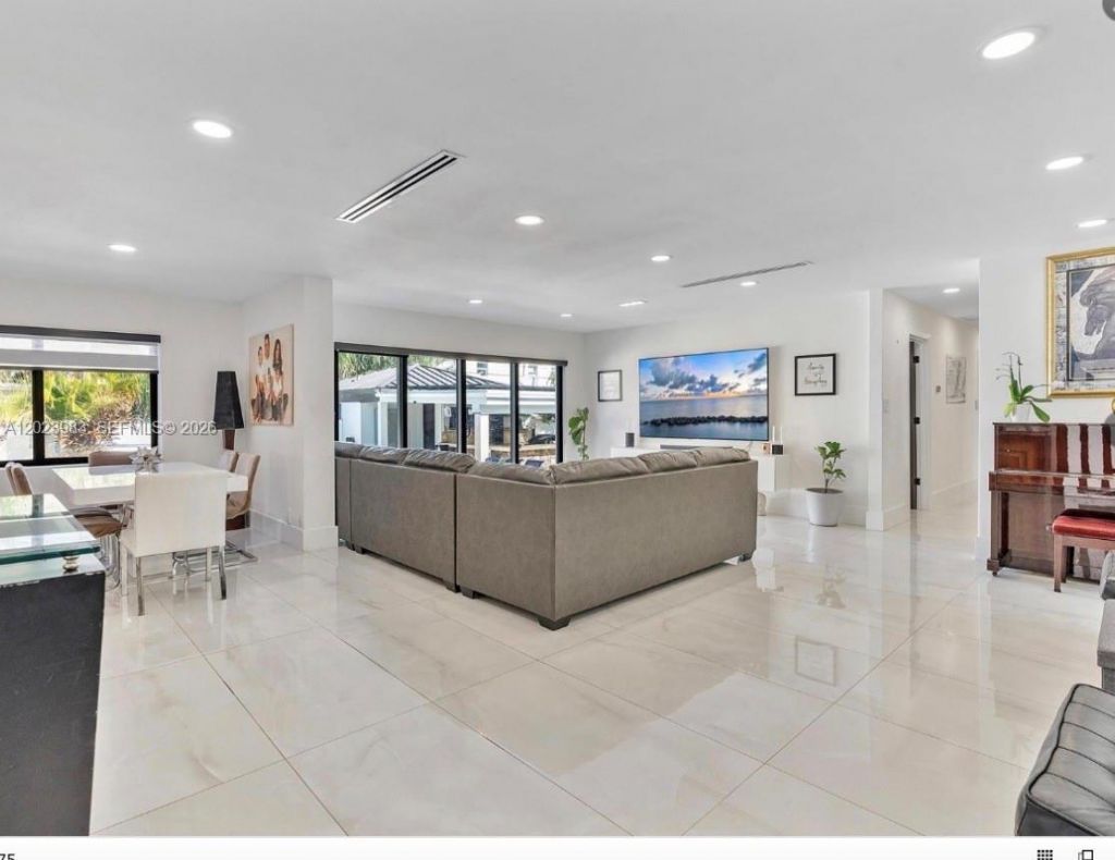 Please Call For Address, Hollywood, FL 33019 Photo