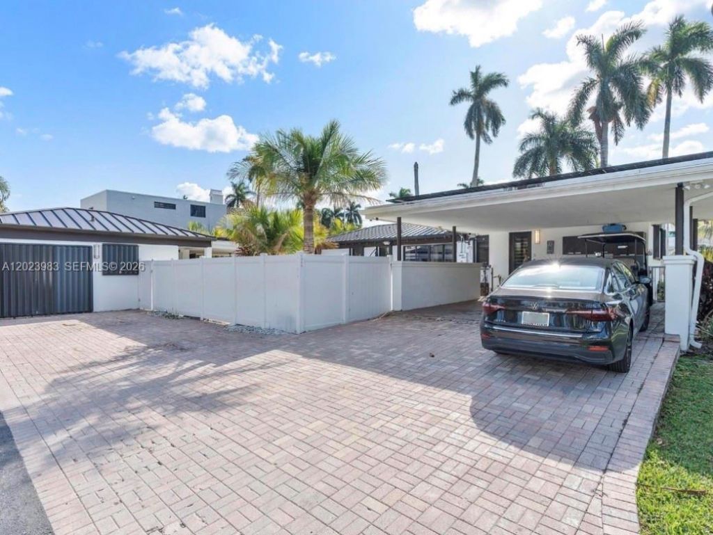 Please Call For Address, Hollywood, FL 33019 Photo