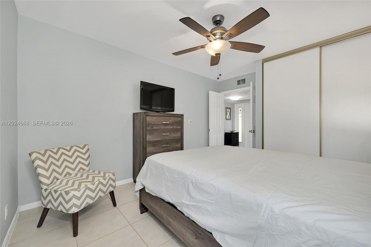 2676 N Carambola Cir N , Unit 1760, Coconut Creek, FL 33066 Photo