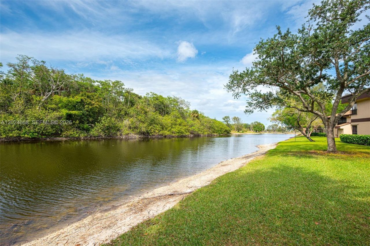 2676 N Carambola Cir N , Unit 1760, Coconut Creek, FL 33066 Photo