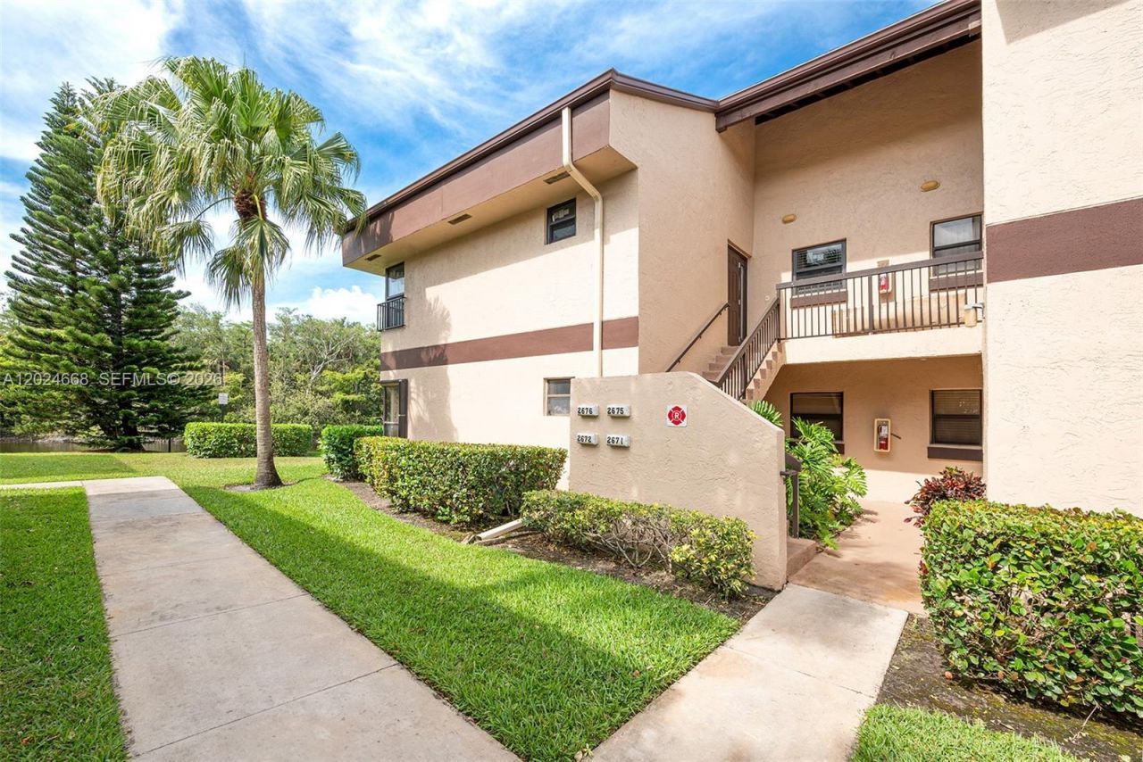 2676 N Carambola Cir N , Unit 1760, Coconut Creek, FL 33066 Photo