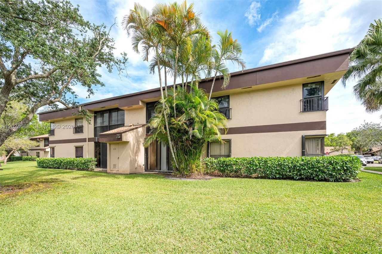 2676 N Carambola Cir N , Unit 1760, Coconut Creek, FL 33066 Photo