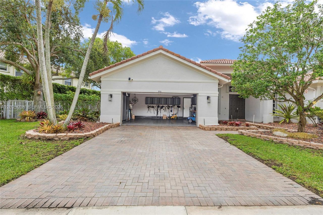 950 Marina Dr , Weston, FL 33327 Photo