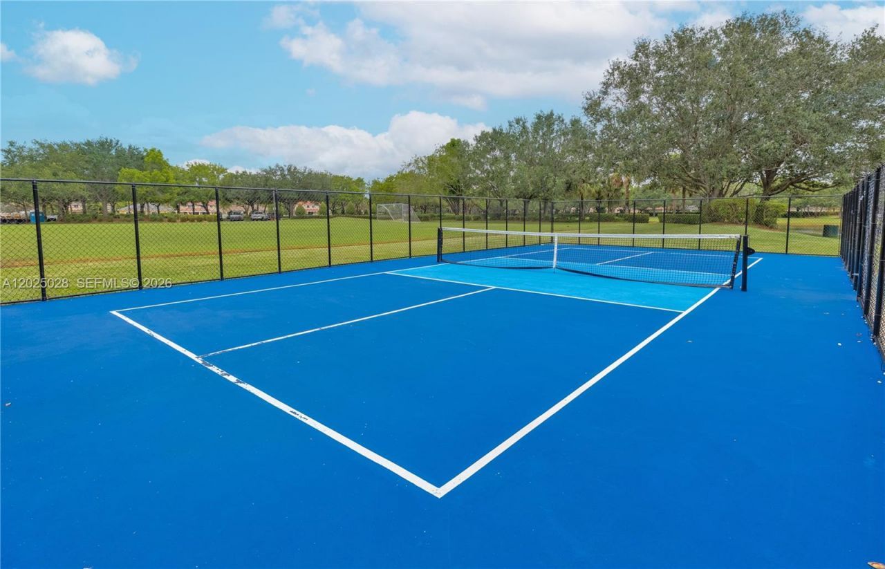 950 Marina Dr, Weston, FL 33327 Photo