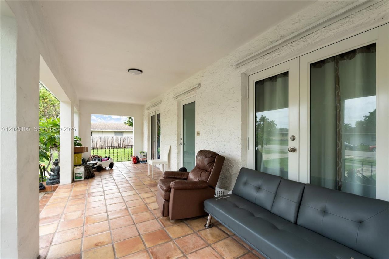 137 NW 20th St , Homestead, FL 33030 Photo