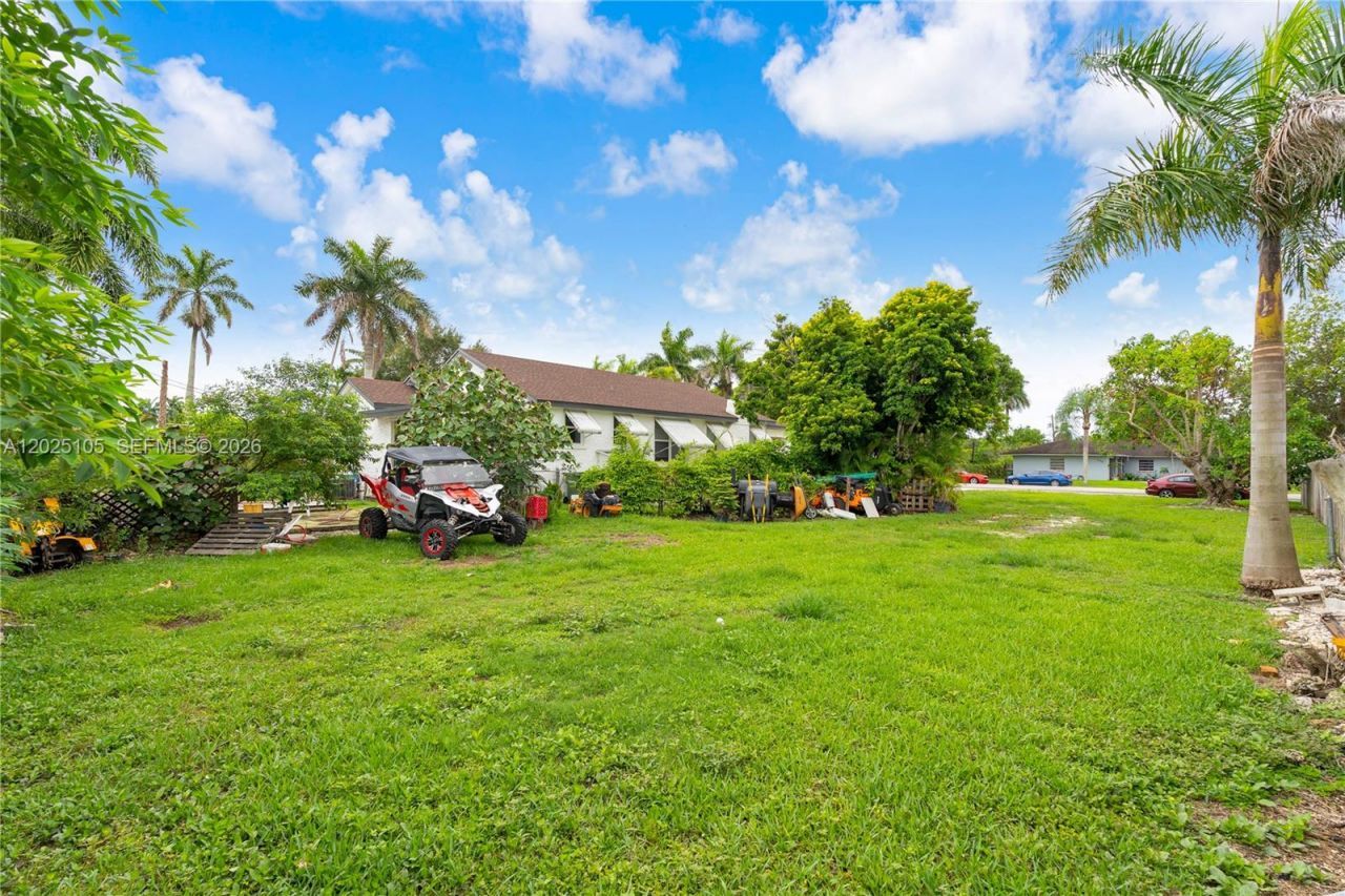 137 NW 20th St , Homestead, FL 33030 Photo