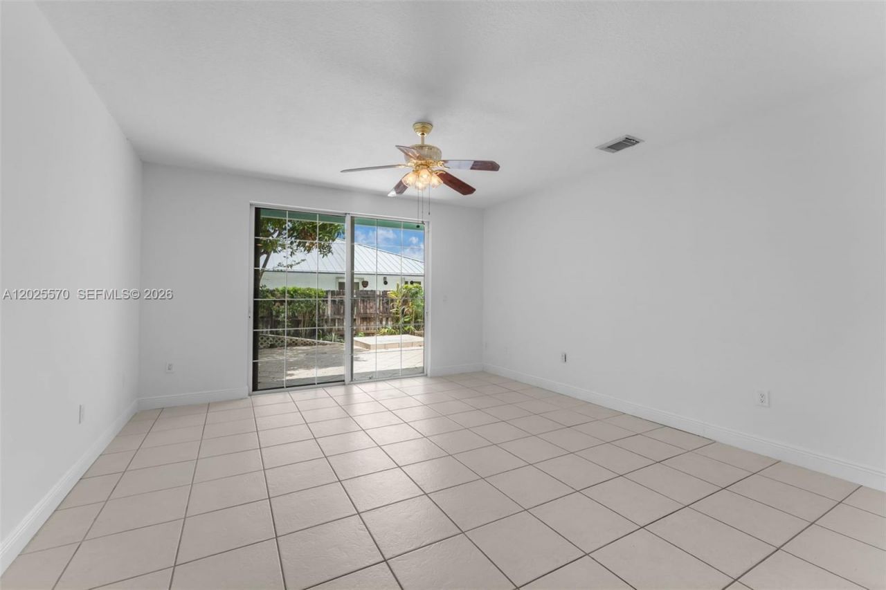 10000 SW 159th Ave , Miami, FL 33196 Photo
