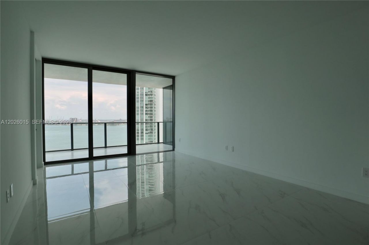 650 NE 32 , Unit 1906, Miami, FL 33137 Photo