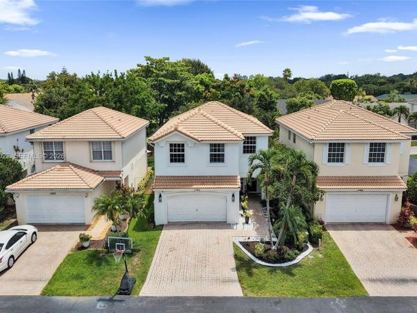 11953 Donlin Dr , Wellington, FL 33414