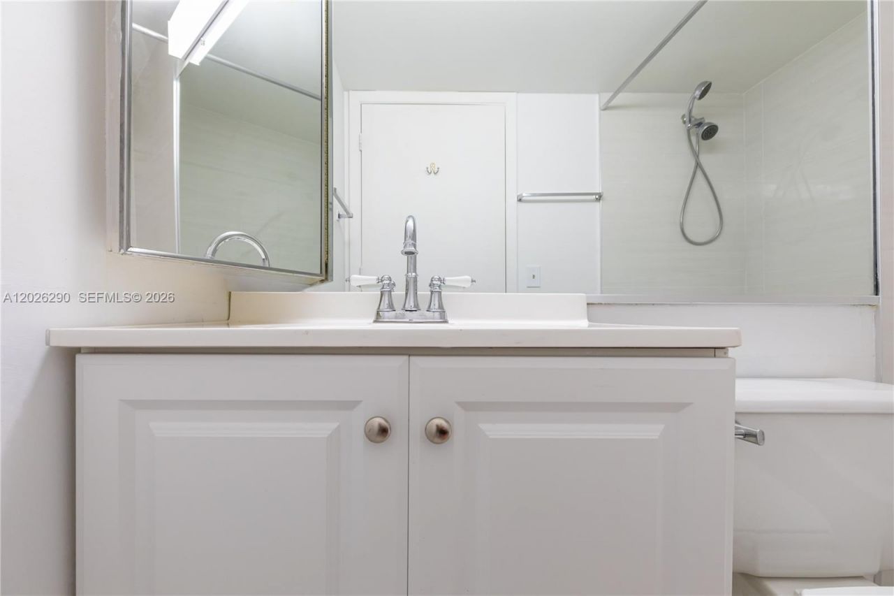 4950 E Sabal Palm Blvd , Unit 106, Tamarac, FL 33319 Photo