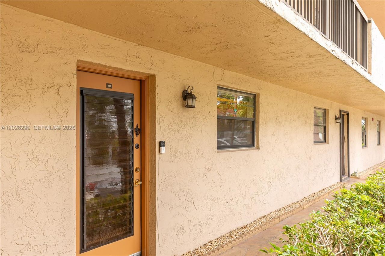4950 E Sabal Palm Blvd , Unit 106, Tamarac, FL 33319 Photo