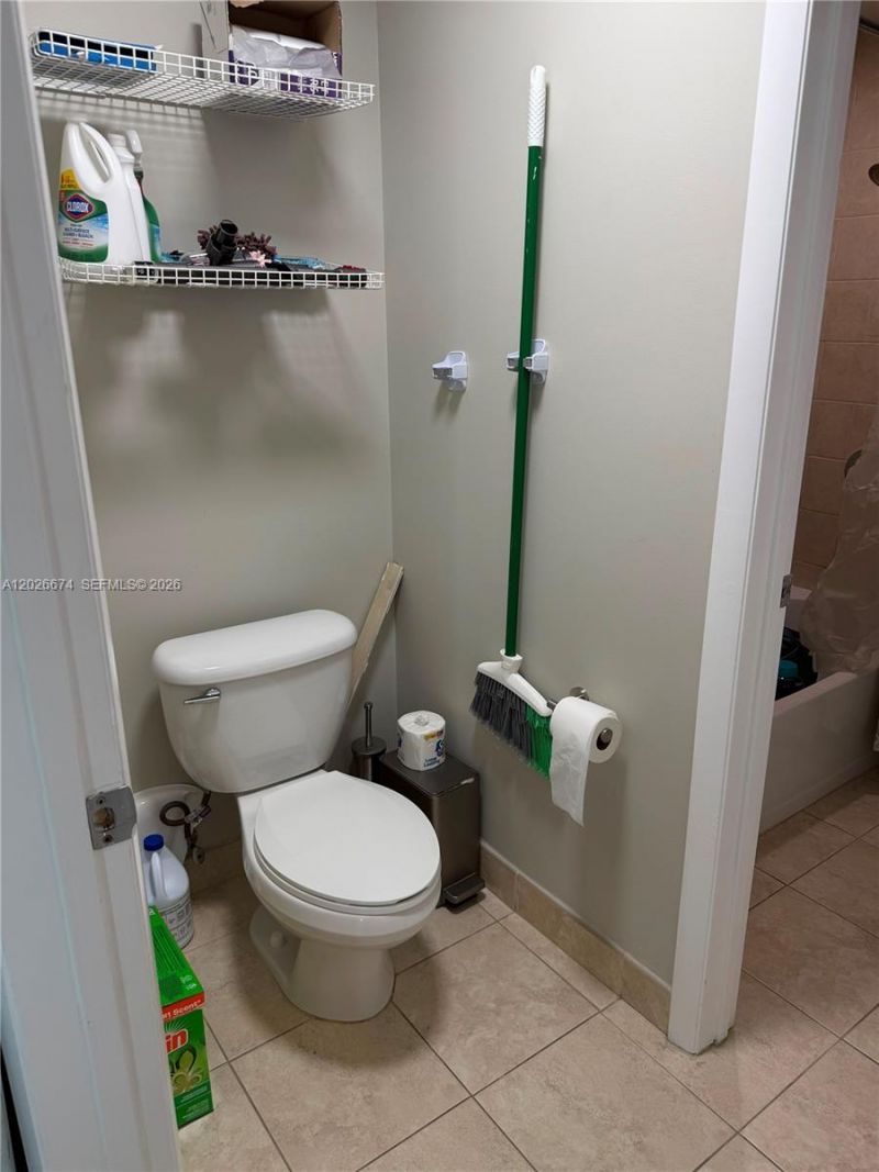90 SW 3rd St, Unit 4006, Miami, FL 33130 Photo