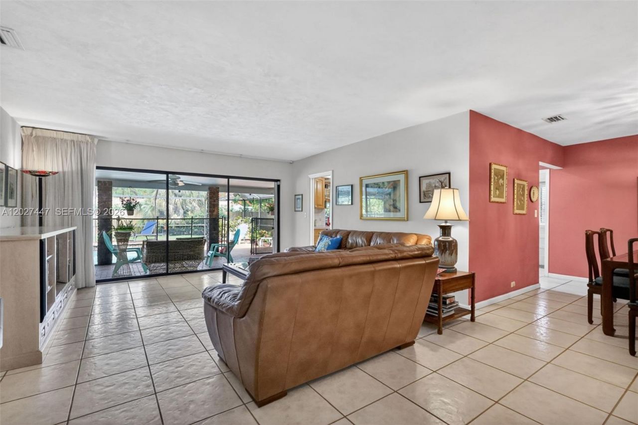 13830 SW 79th Ct, Palmetto Bay, FL 33158 Photo
