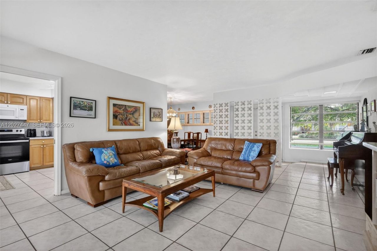 13830 SW 79th Ct, Palmetto Bay, FL 33158 Photo