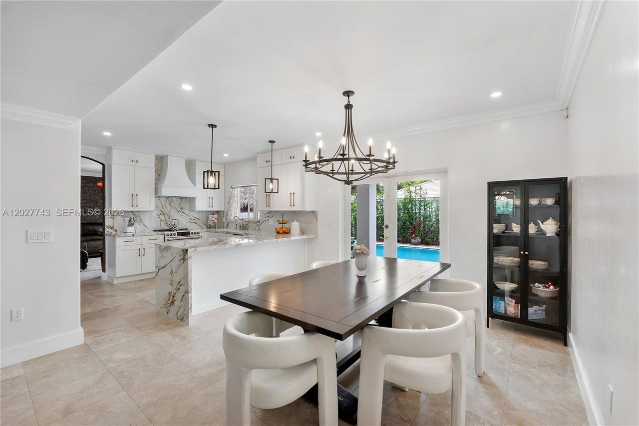 16732 NW 89th Pl, Miami Lakes, FL 33018 Photo