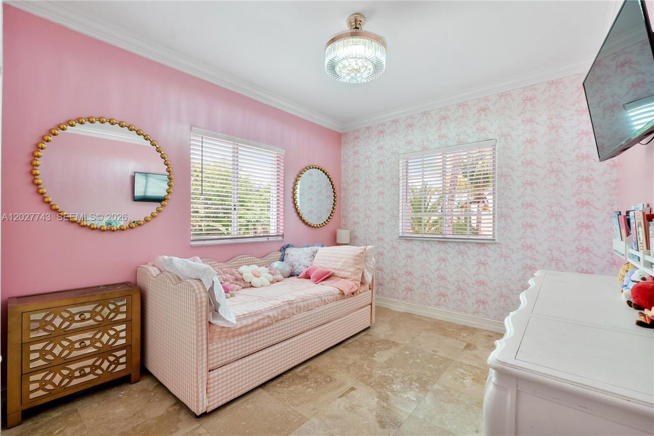 16732 NW 89th Pl, Miami Lakes, FL 33018 Photo