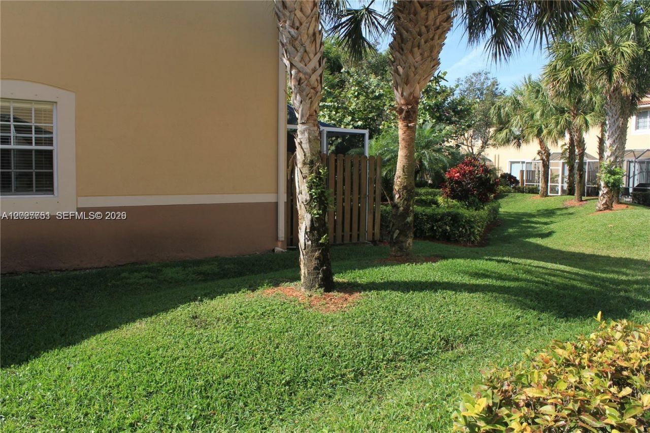 3677 San Simeon Cir , Unit 3677, Weston, FL 33331 Photo
