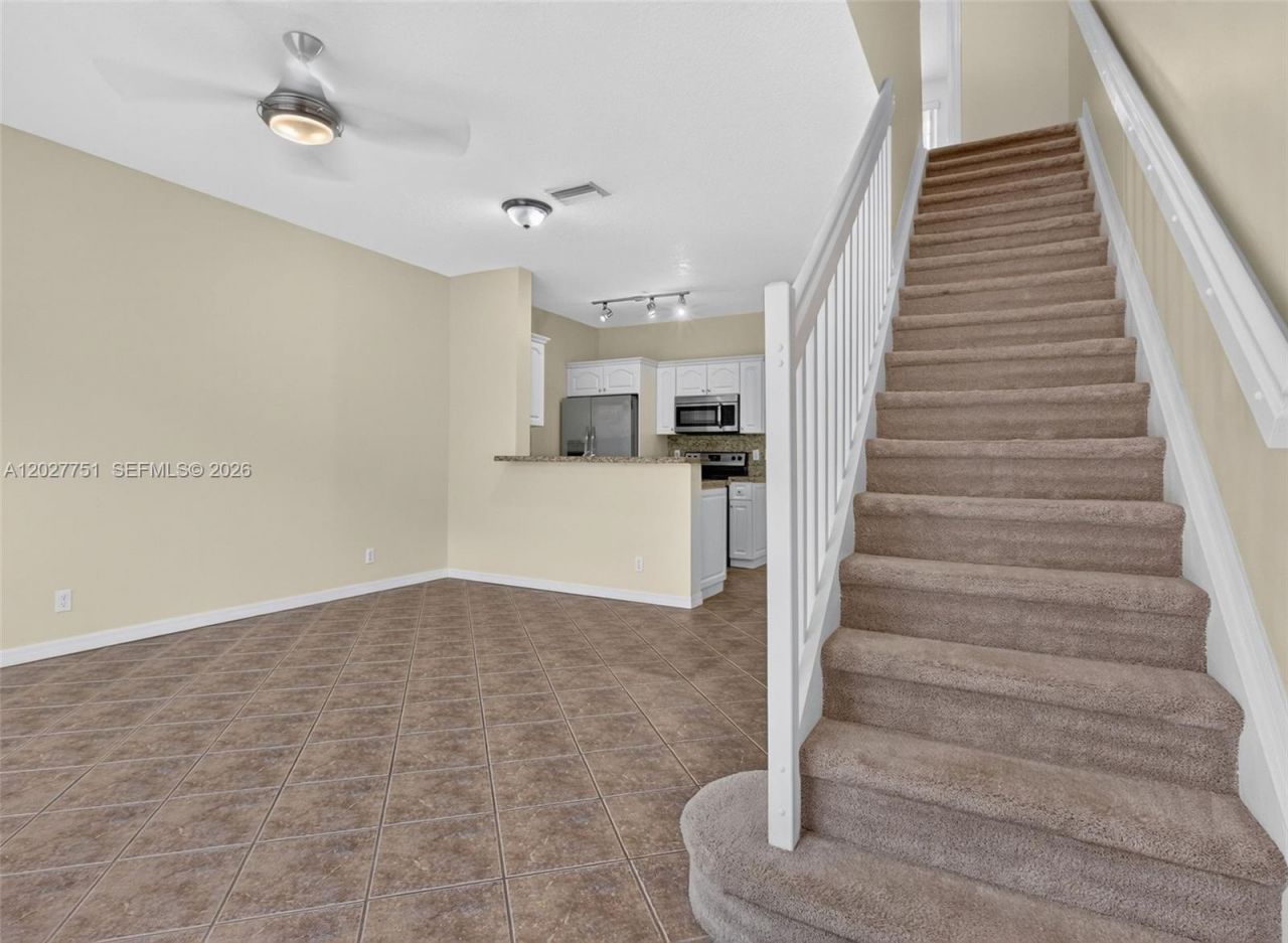 3677 San Simeon Cir, Unit 3677, Weston, FL 33331 Photo