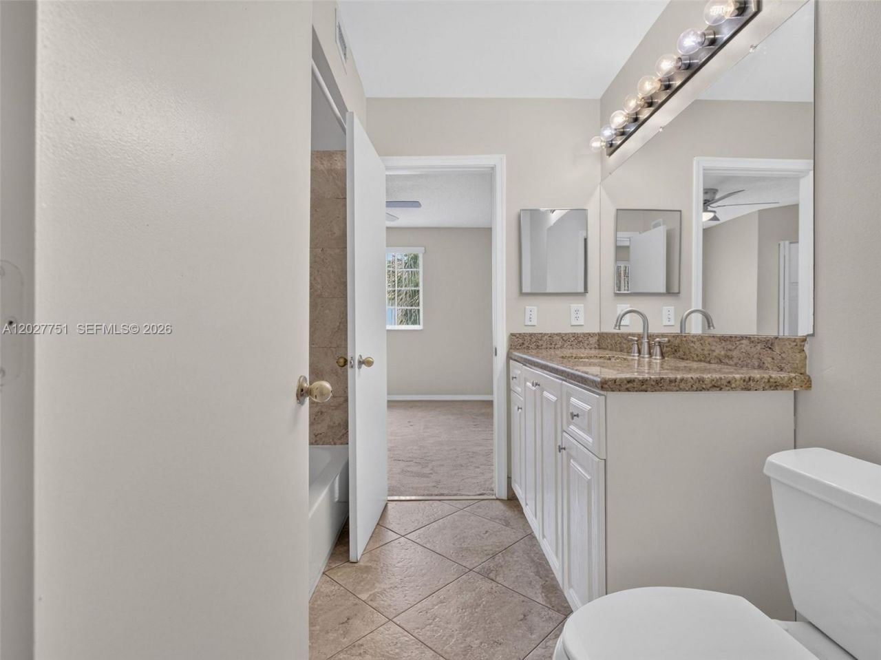 3677 San Simeon Cir, Unit 3677, Weston, FL 33331 Photo