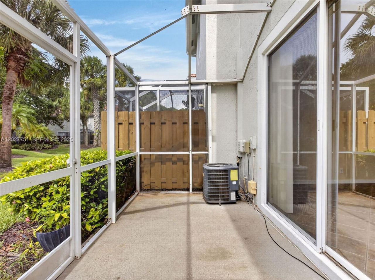 3677 San Simeon Cir, Unit 3677, Weston, FL 33331 Photo