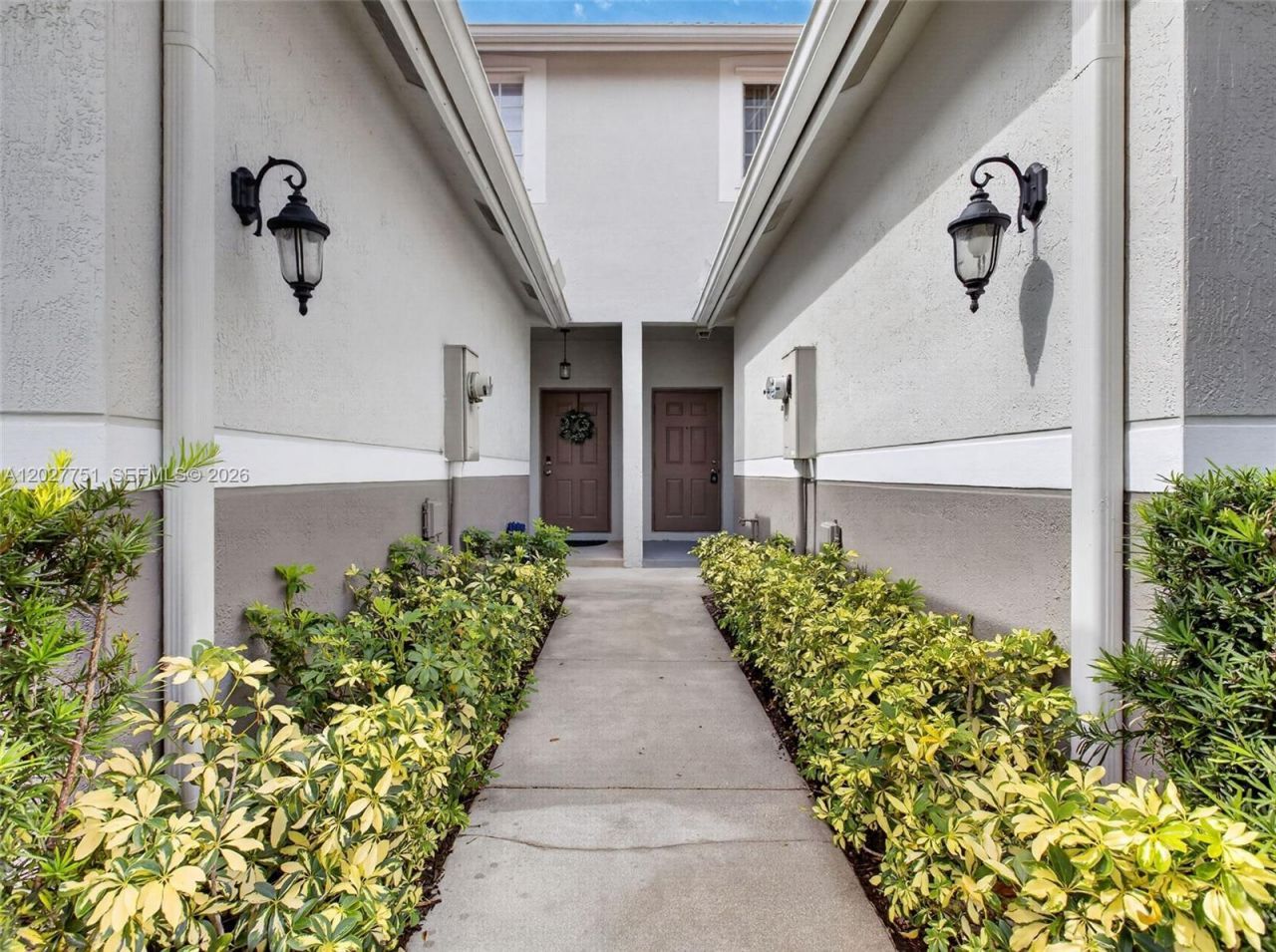 3677 San Simeon Cir, Unit 3677, Weston, FL 33331 Photo
