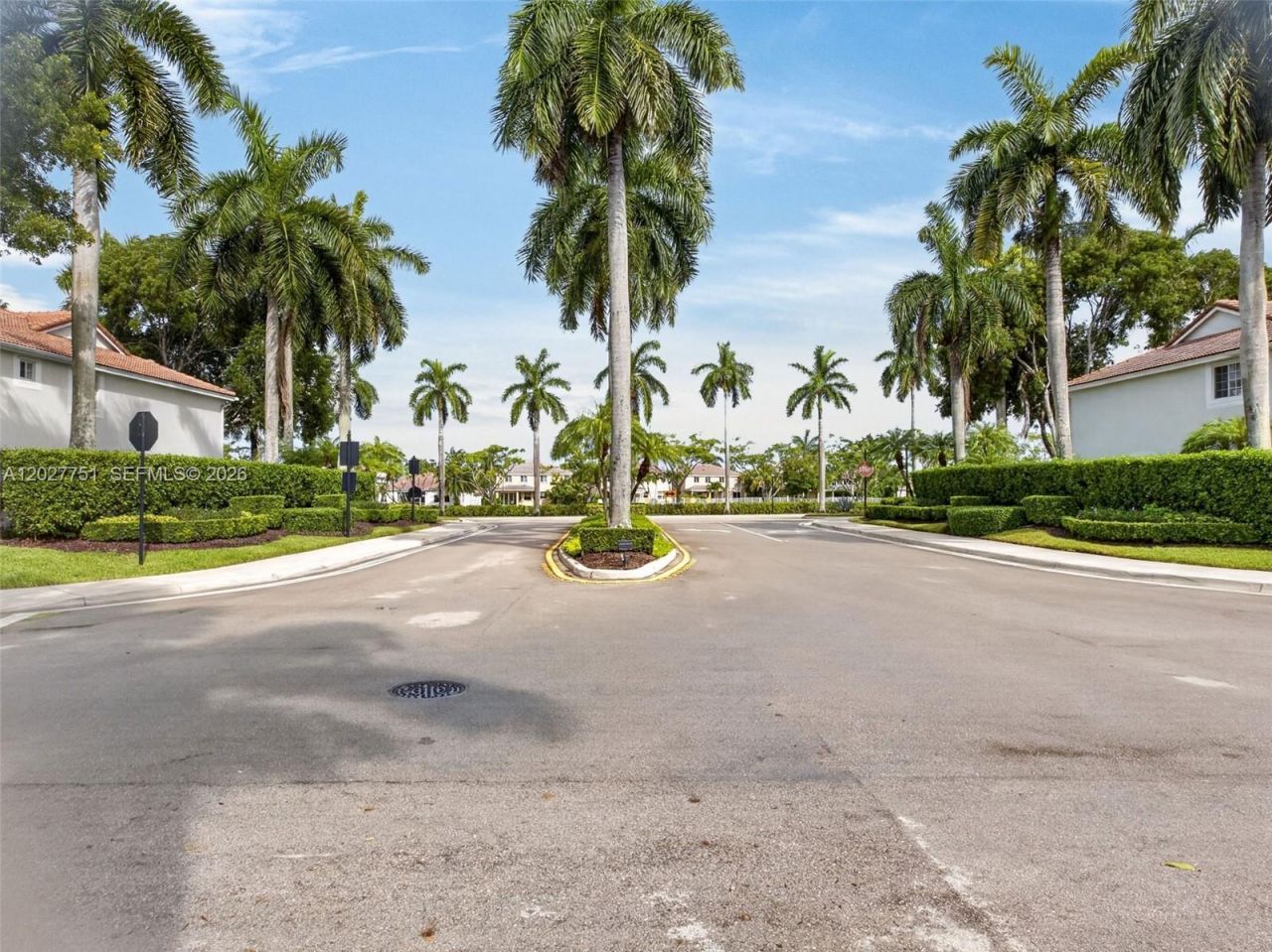 3677 San Simeon Cir, Unit 3677, Weston, FL 33331 Photo