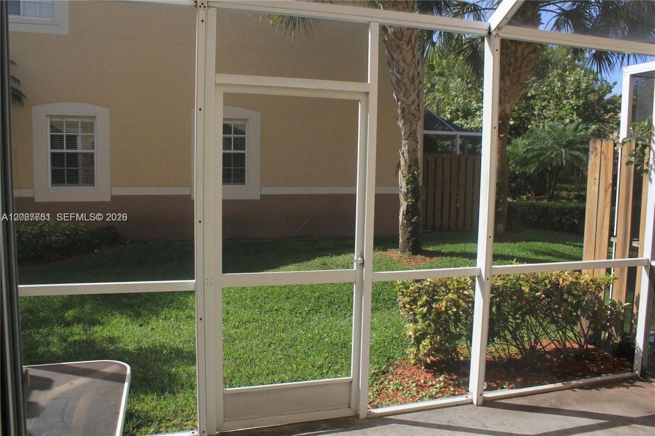 3677 San Simeon Cir , Unit 3677, Weston, FL 33331 Photo