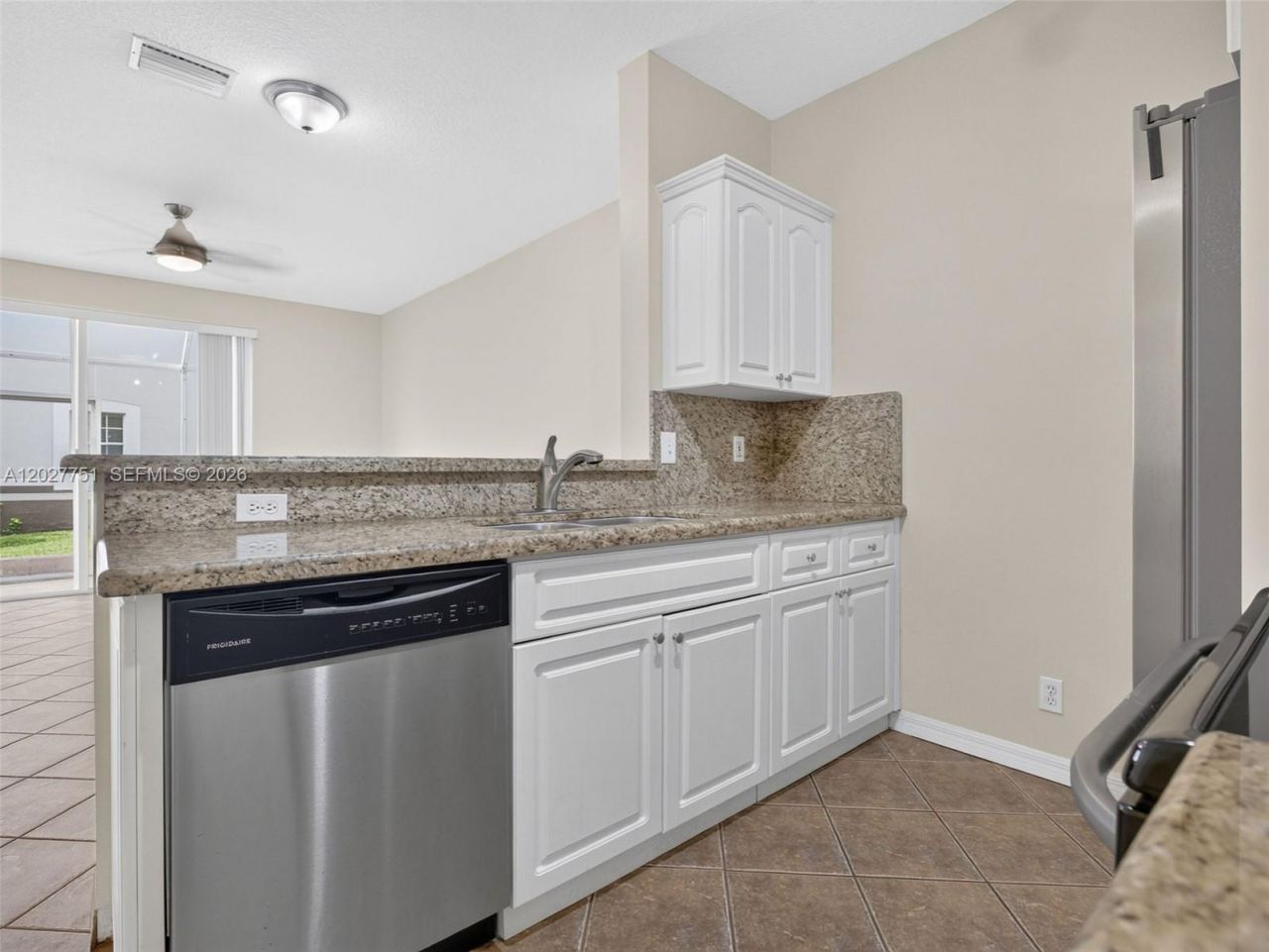 3677 San Simeon Cir, Unit 3677, Weston, FL 33331 Photo