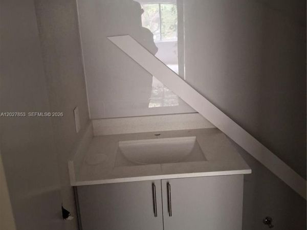 13480 NE 6th Ave , Unit 207, North Miami, FL 33161