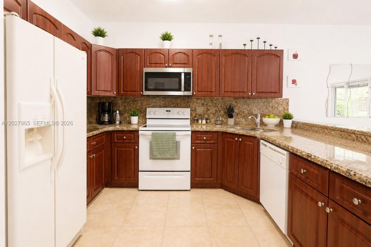 10624 SW 181st St , Miami, FL 33157 Photo