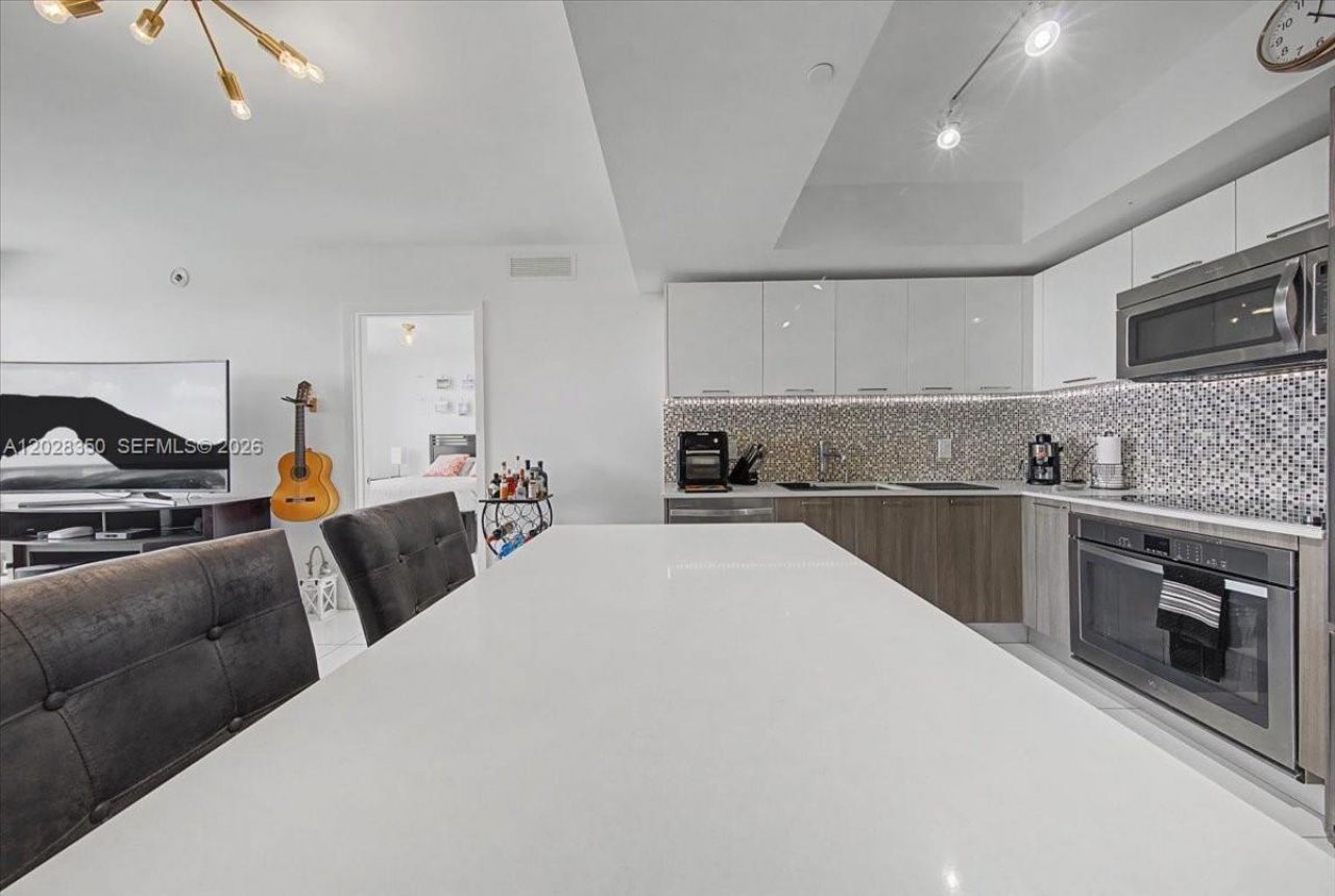 5252 NW 85th Ave , Unit 1410, Doral, FL 33166 Photo