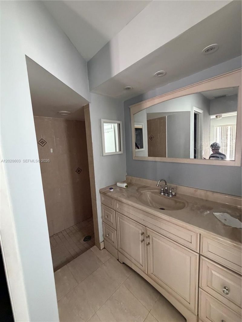 491 NW 45th Ter , Plantation, FL 33317 Photo