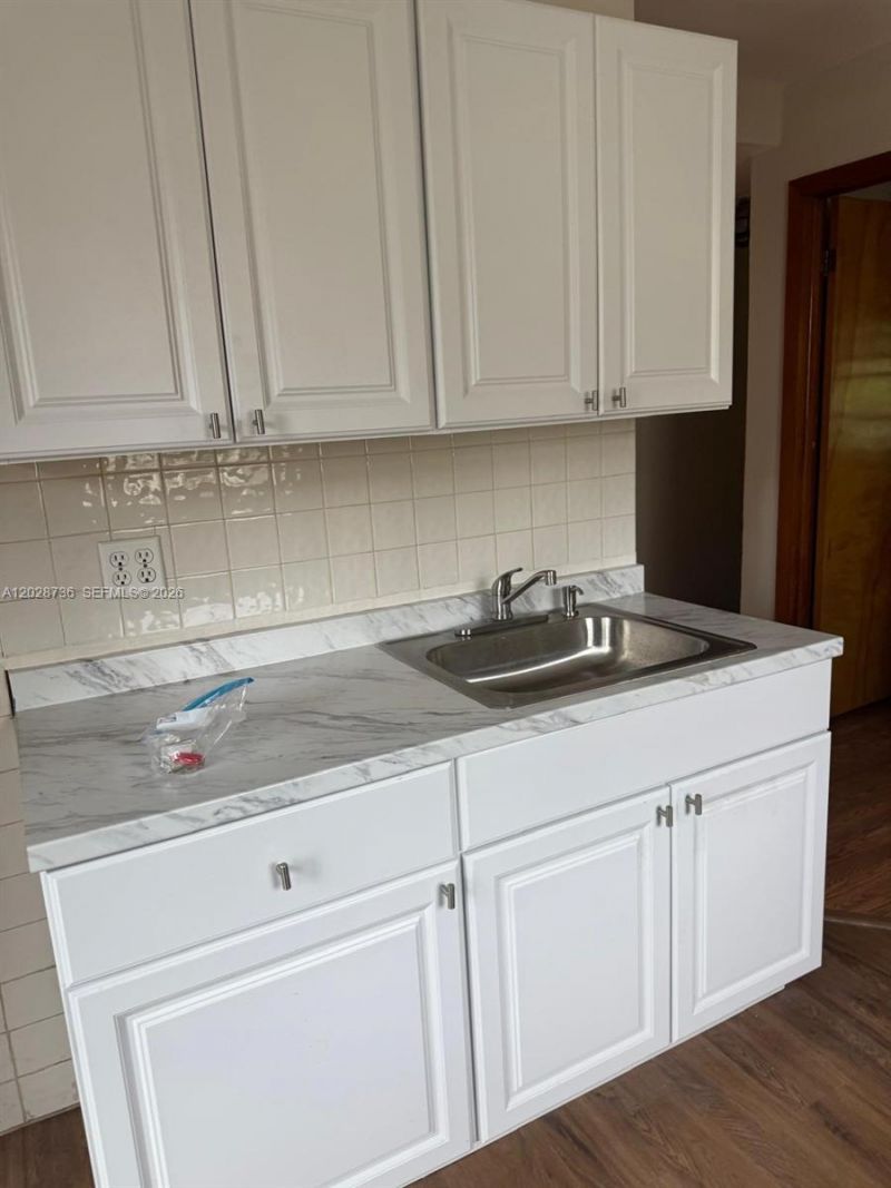 2107 Secoffee St , Unit 2, Miami, FL 33133 Photo