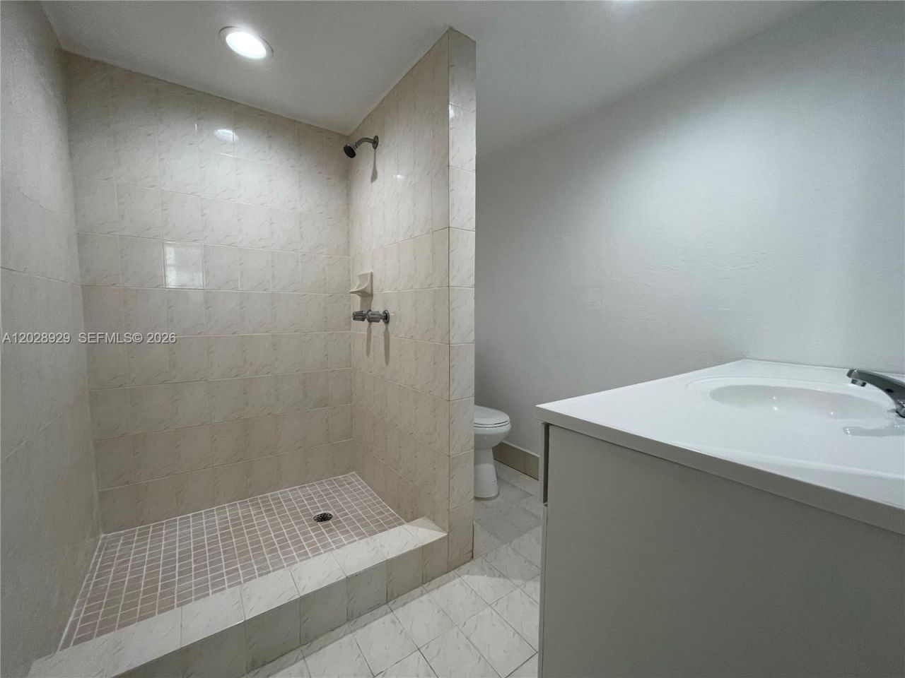10090 NW 80th Ct , Unit 1123, Hialeah Gardens, FL 33016 Photo