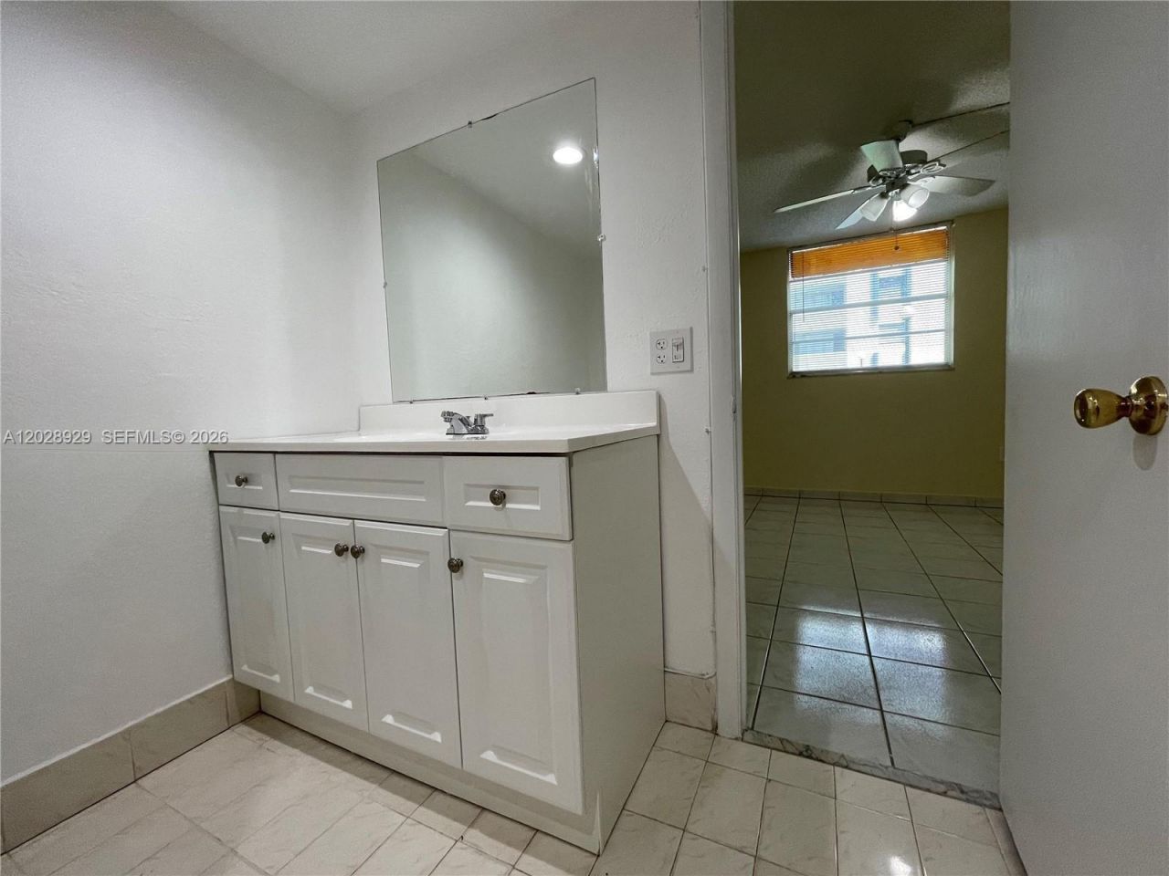 10090 NW 80th Ct , Unit 1123, Hialeah Gardens, FL 33016 Photo
