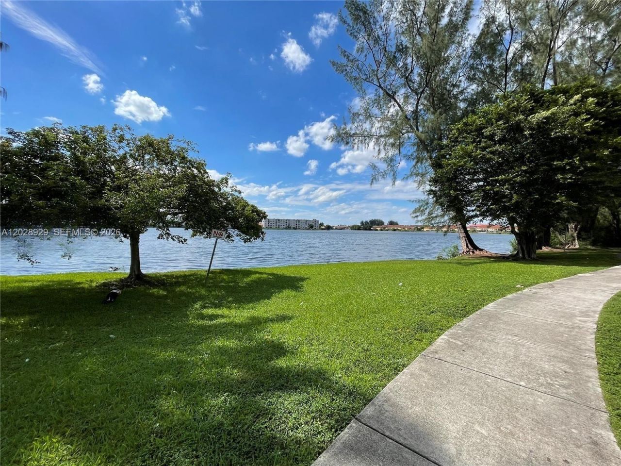 10090 NW 80th Ct , Unit 1123, Hialeah Gardens, FL 33016 Photo