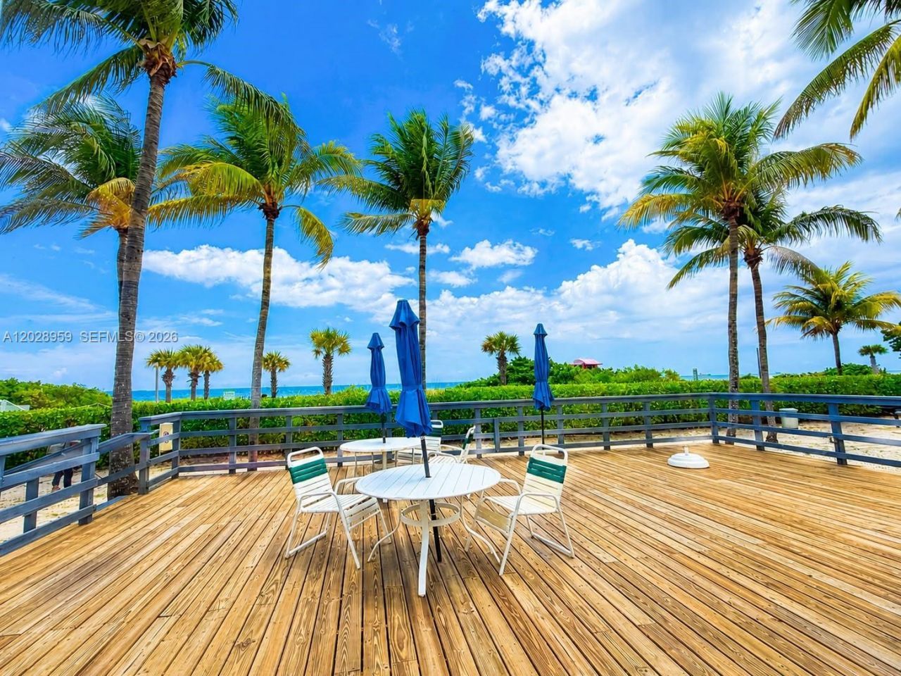 5005 Collins Ave , Unit 616, Miami Beach, FL 33140 Photo