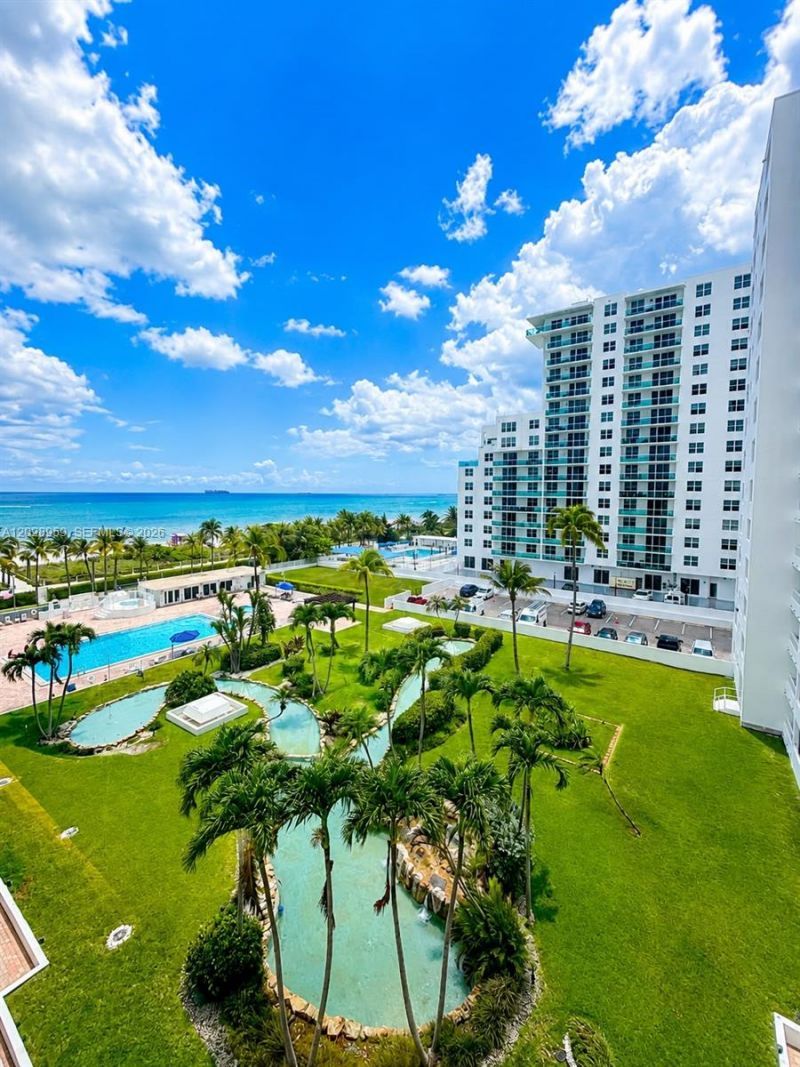 5005 Collins Ave , Unit 616, Miami Beach, FL 33140 Photo
