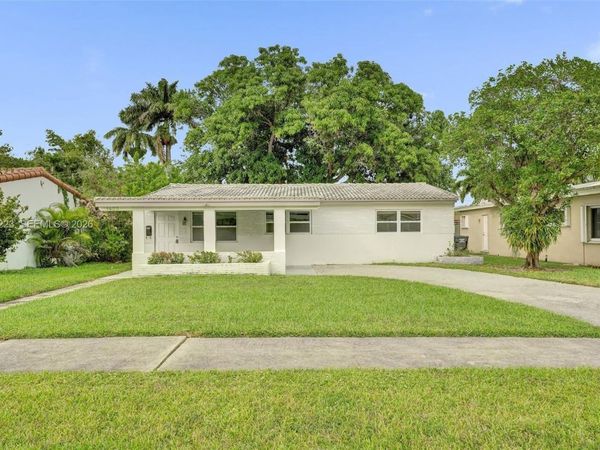 1423 Garfield St , Hollywood, FL 33020