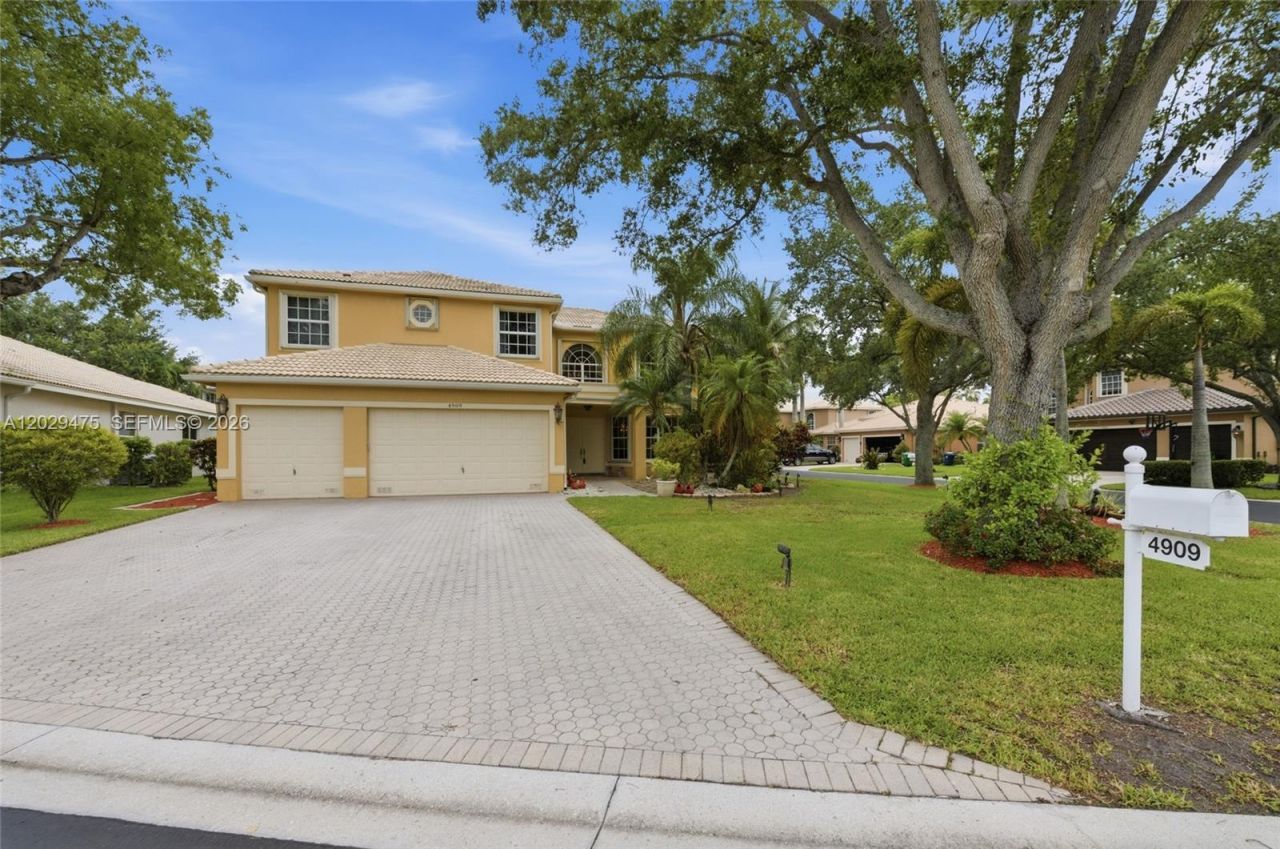 4909 NW 115th Way, Coral Springs, FL 33076 Photo