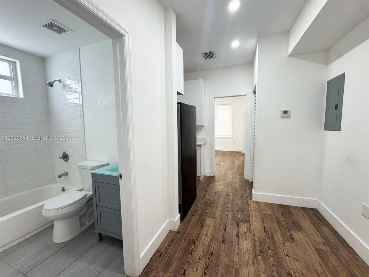 321 SW 9th Ave , Unit 4, Miami, FL 33130 Photo